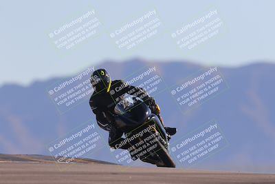 media/Nov-06-2023-Moto Forza (Mon) [[ce023d0744]]/3-Intermediate Group/Session 5 (Turn 9)/